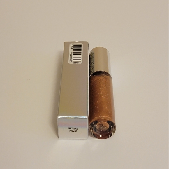 Mac Selena "Hey Dad Pizza" Lipglass - NIB - Picture 3 of 3